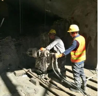 江海水下抗分散灌浆料特点 水下不分散注浆料介绍