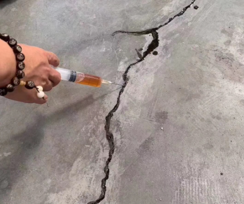 江海混凝土裂缝修补技术详解​